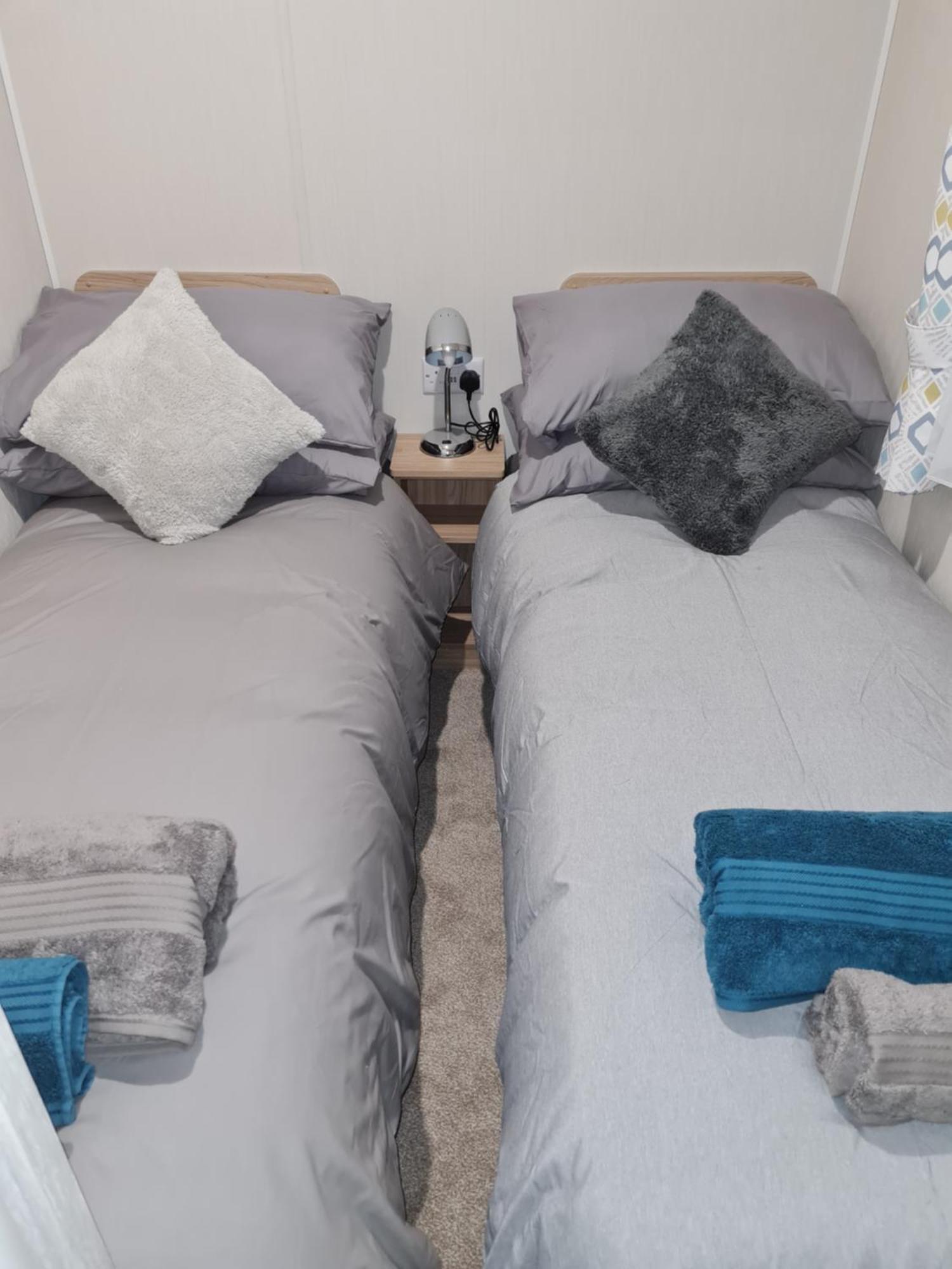 Golf And Leisure Retreat Hotell Great Yarmouth Exteriör bild